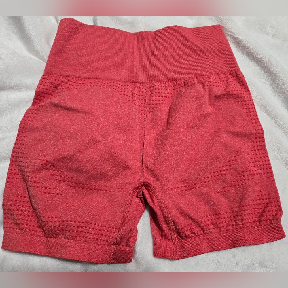 Gymshark Biker Shorts - Picture 6 of 6
